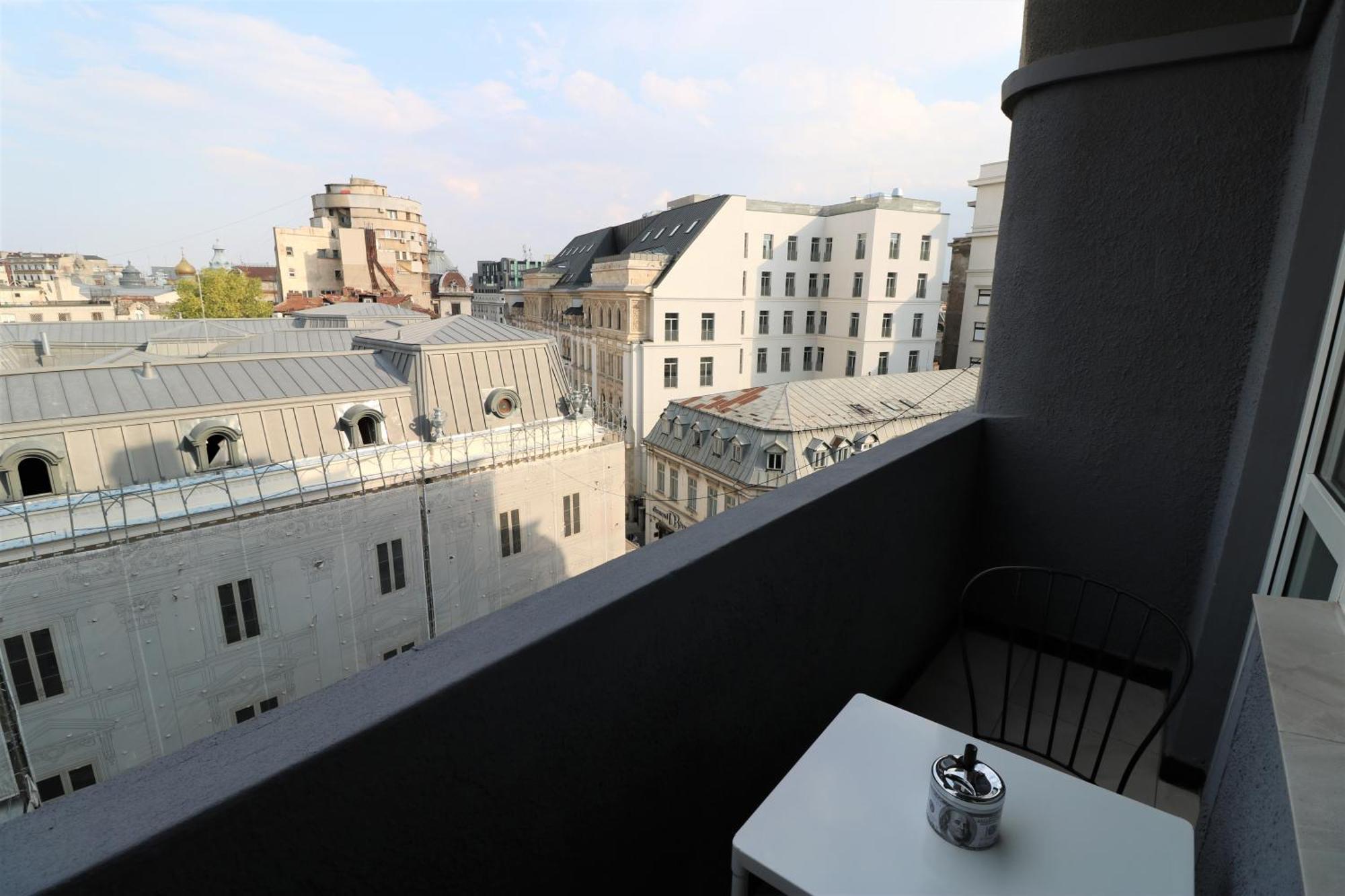 Cozy Deluxe Apartment - Old Town - Free Minibar Bukarest Eksteriør billede